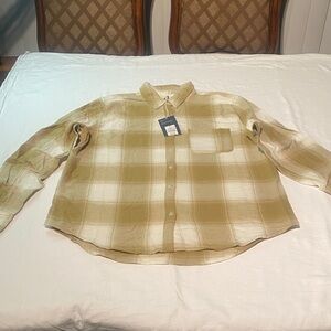 Universal Thread Men's Tan Plaid Button Down Shirt